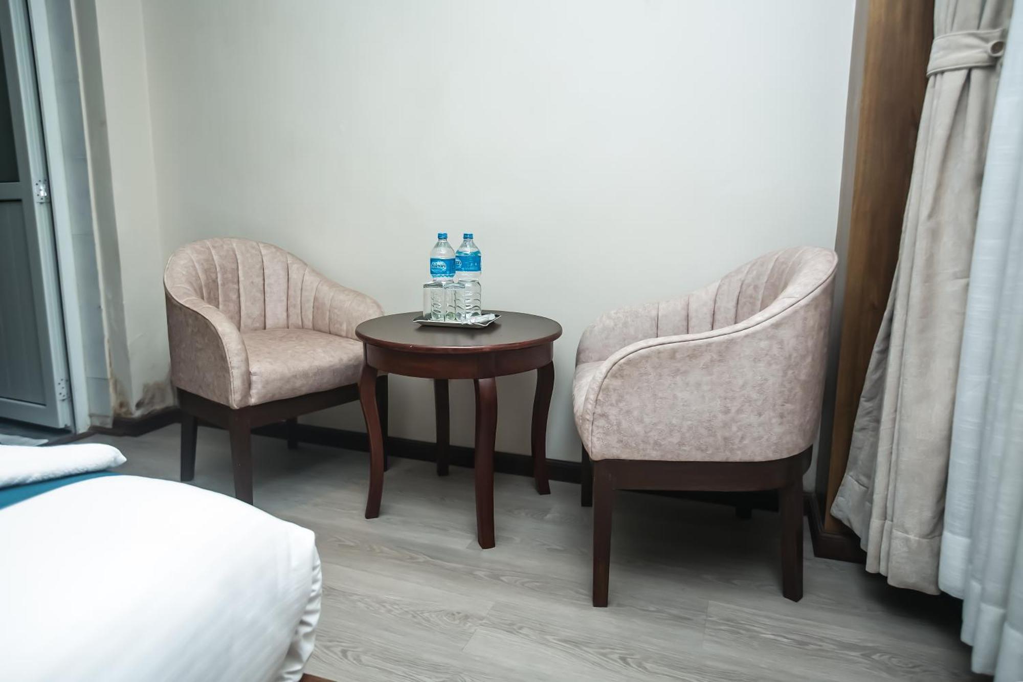 Hotel Maya Boutique And Apartment, Thamel Katmandu Zewnętrze zdjęcie
